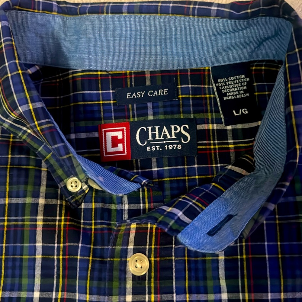 Men’s Chaps Button Down - Picture 3 of 3